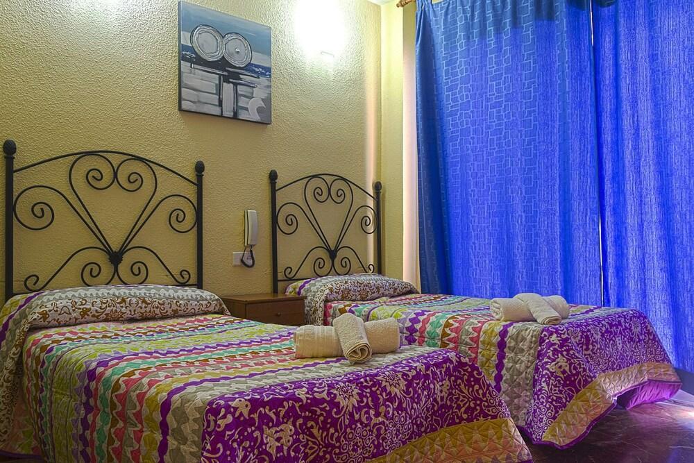 Hostal Nevot Granada Kültér fotó