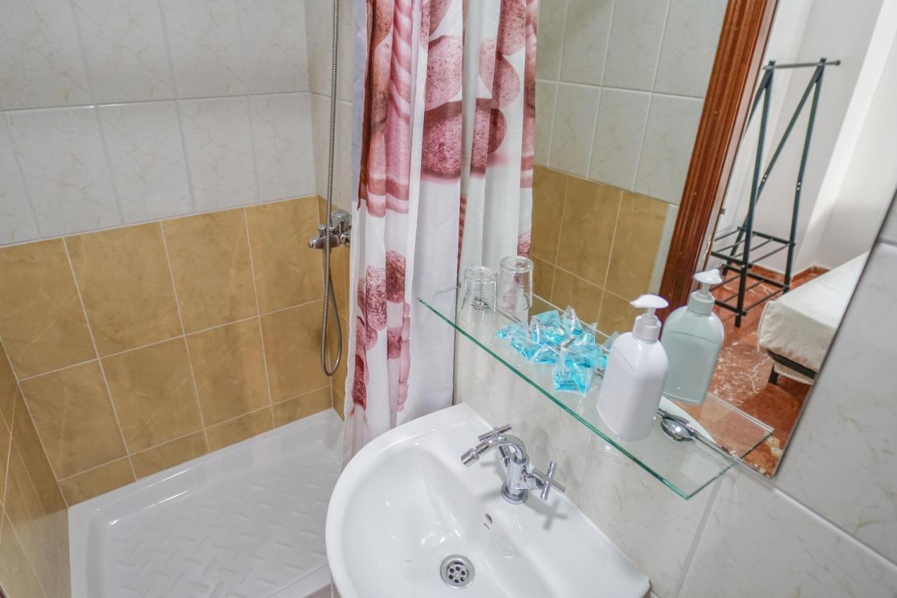 Hostal Nevot Granada Kültér fotó
