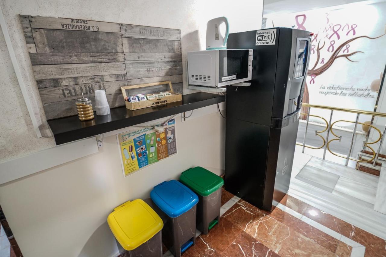 Hostal Nevot Granada Kültér fotó